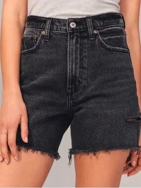 Abercrombie & Fitch High-Rise Black Denim 5” Dad Shorts